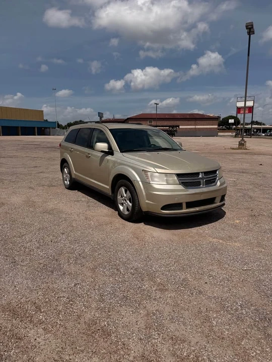 2011 Dodge Journey - Image 2 of 8