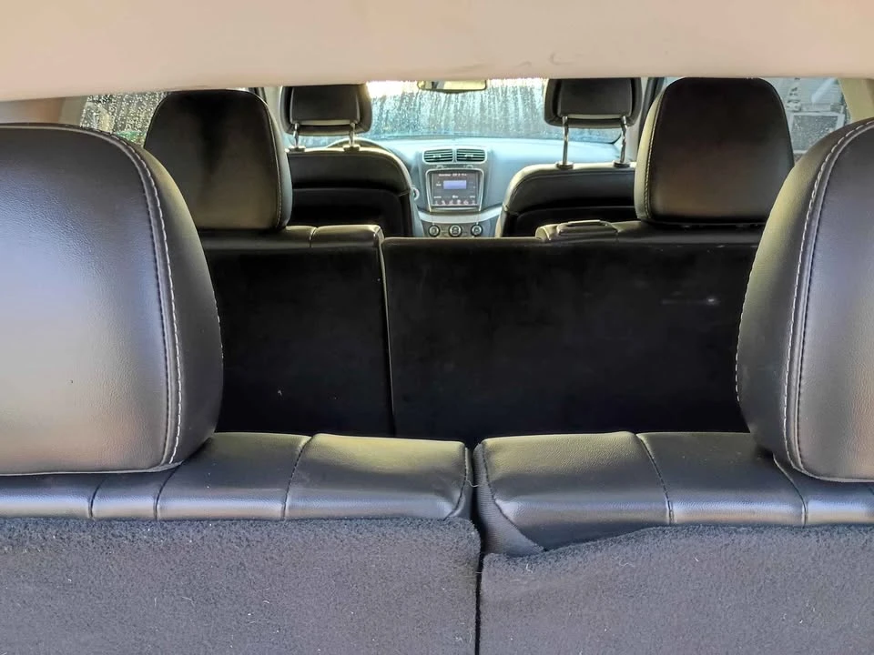 2011 Dodge Journey - Image 10 of 17