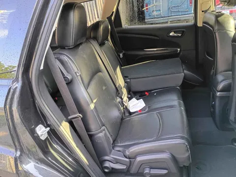 2011 Dodge Journey LUX Sport Utility 4D