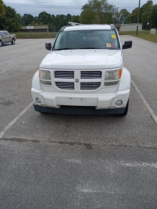 2011 Dodge Nitro - Image 5 of 7