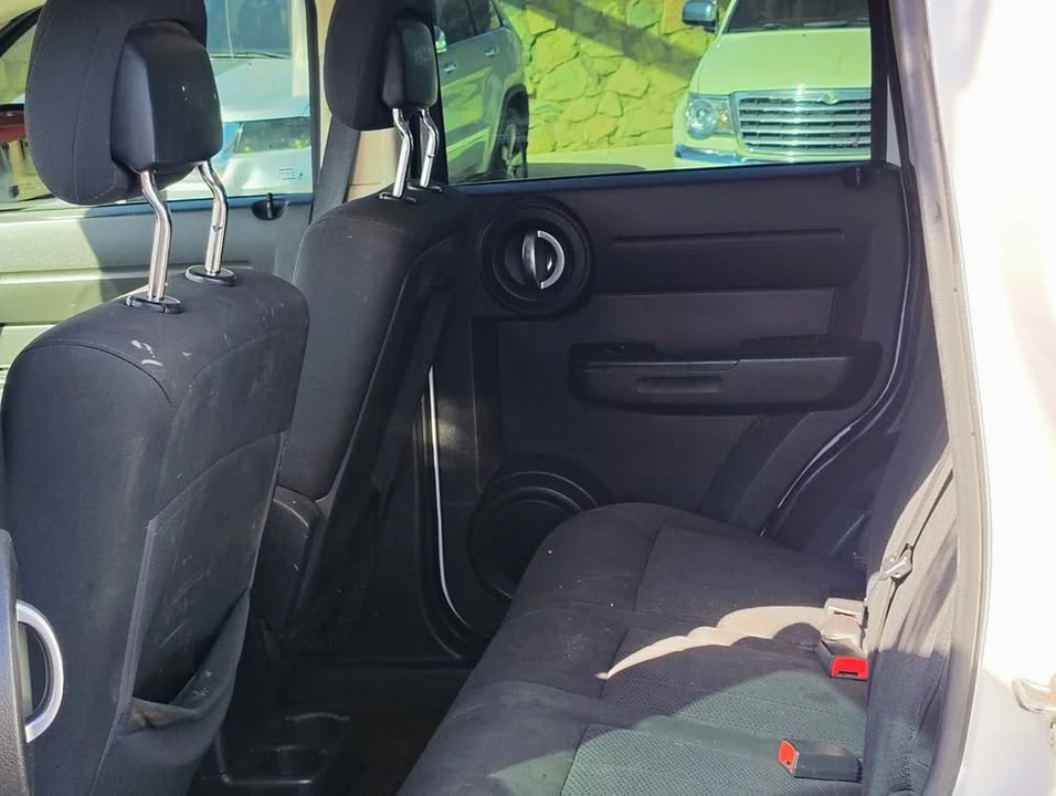 2011 Dodge Nitro - Image 6 of 6