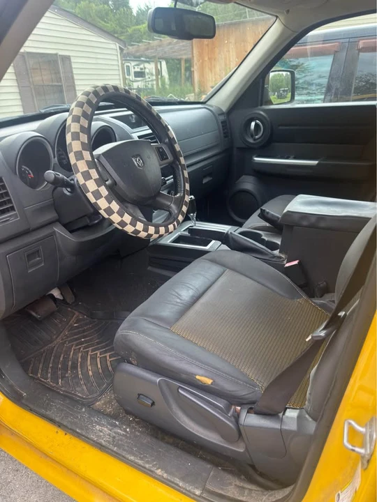 2011 Dodge Nitro - Image 2 of 8