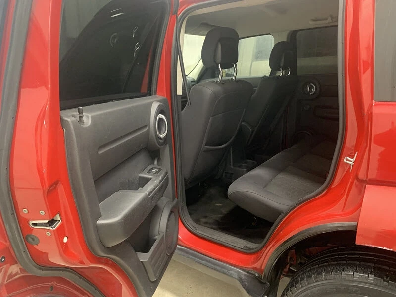 2011 Dodge Nitro - Image 10 of 12