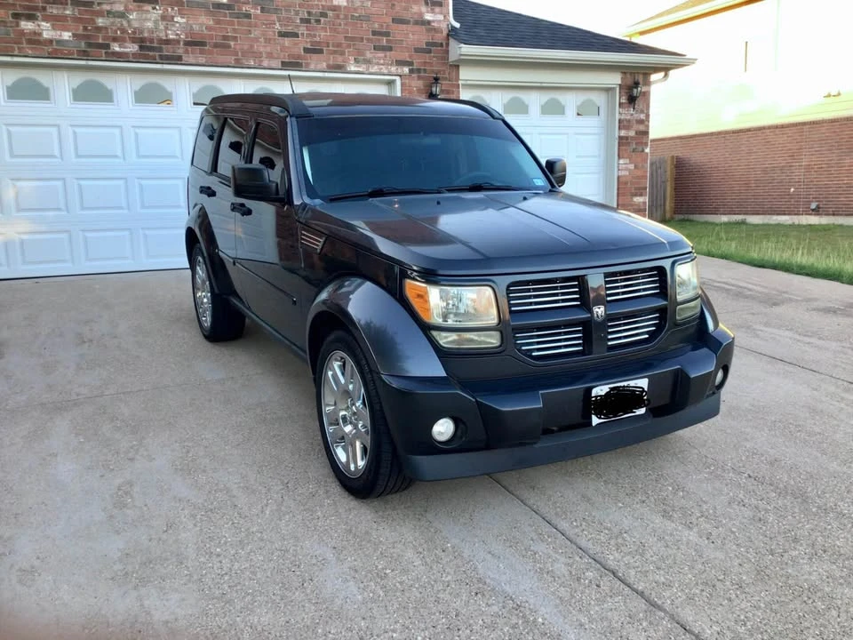 2011 Dodge Nitro - Image 2 of 10
