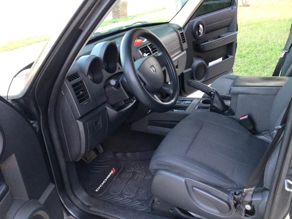 2011 Dodge Nitro - Image 5 of 10