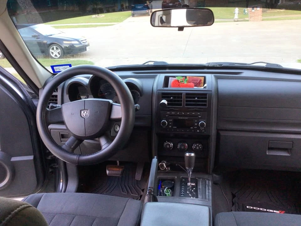2011 Dodge Nitro - Image 9 of 10