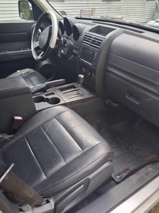 2011 Dodge Nitro - Image 4 of 5