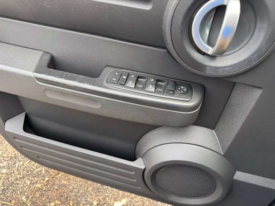 2011 Dodge Nitro - Image 7 of 9