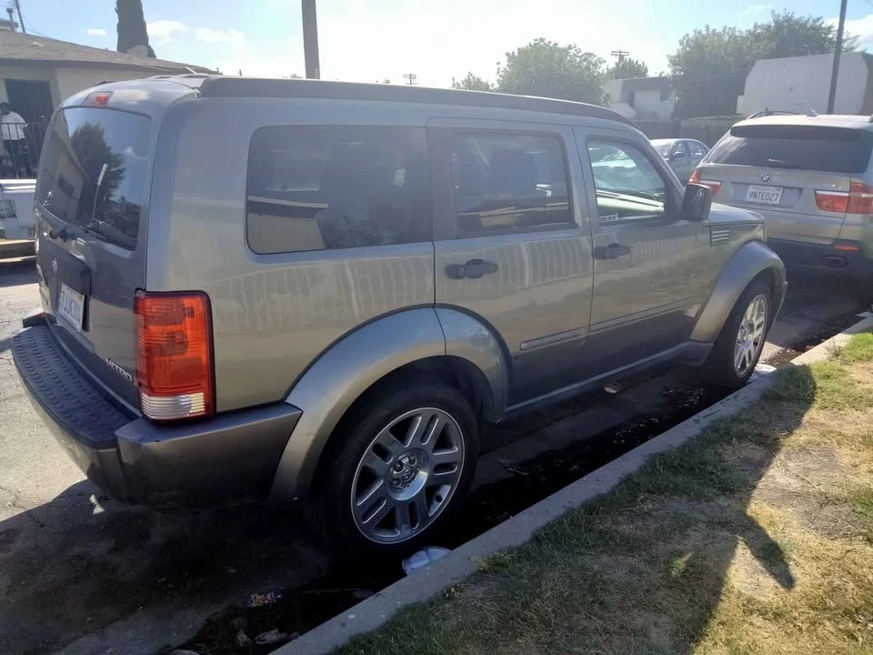 2011 Dodge Nitro - Image 2 of 7