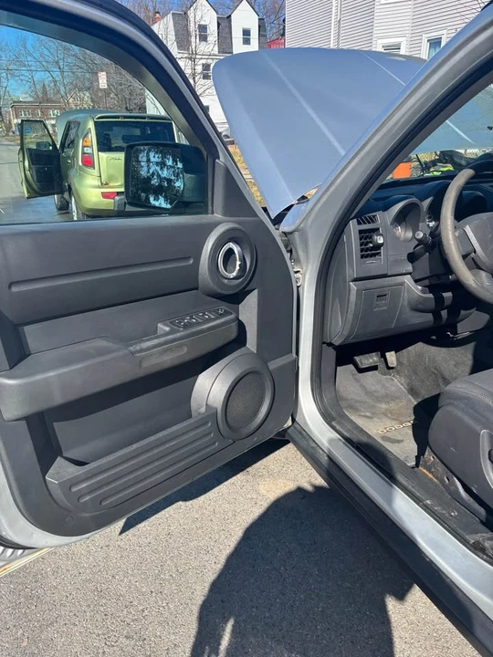 2011 Dodge Nitro - Image 6 of 13