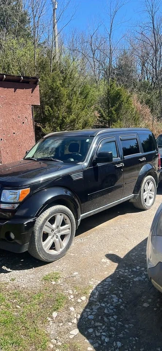 2011 Dodge Nitro - Image 2 of 8