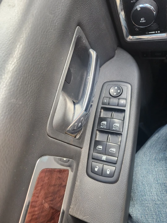 2011 Ram Heavy Duty - Image 12 of 20