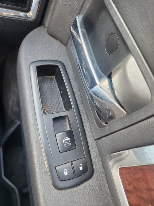 2011 Ram Heavy Duty - Image 10 of 20