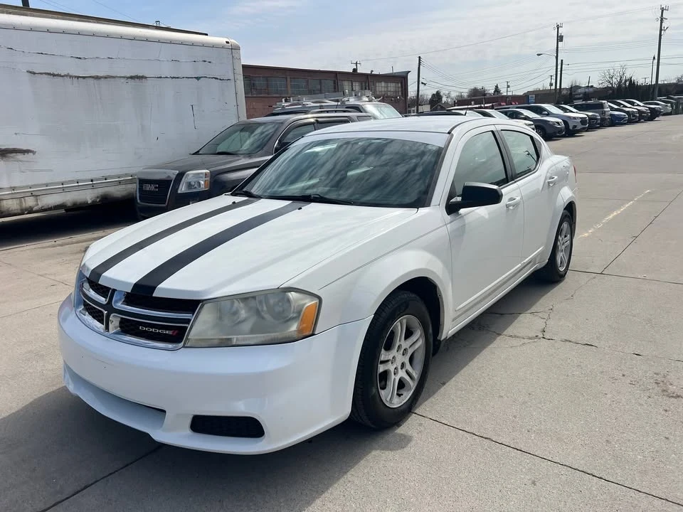 2011 Dodge Avenger Sedan - Image 2 of 9