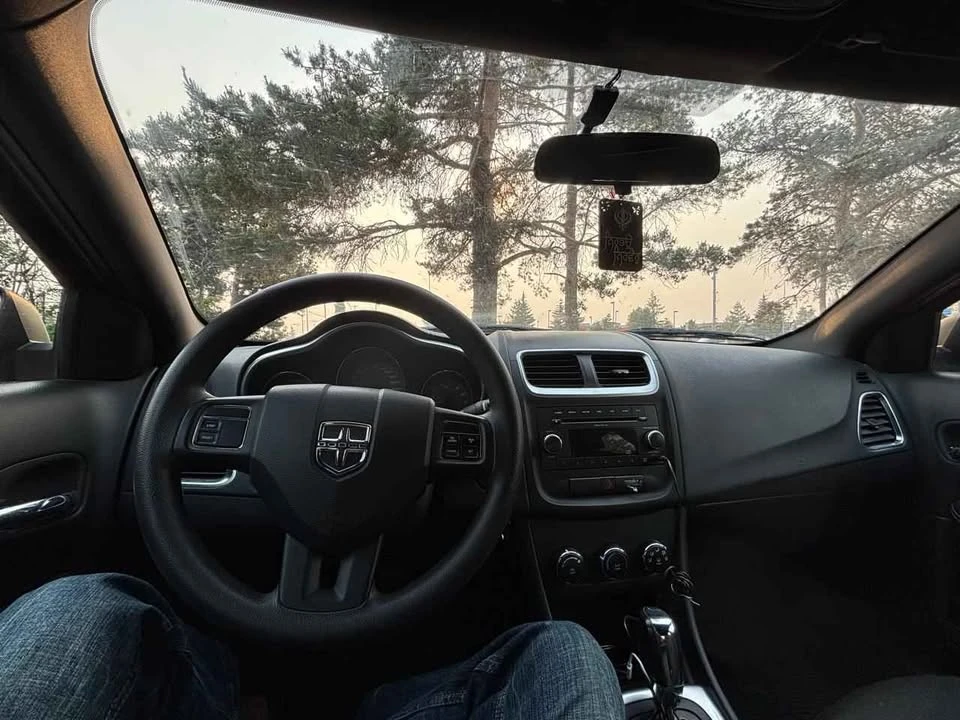2011 Dodge Avenger Sedan - Image 2 of 6