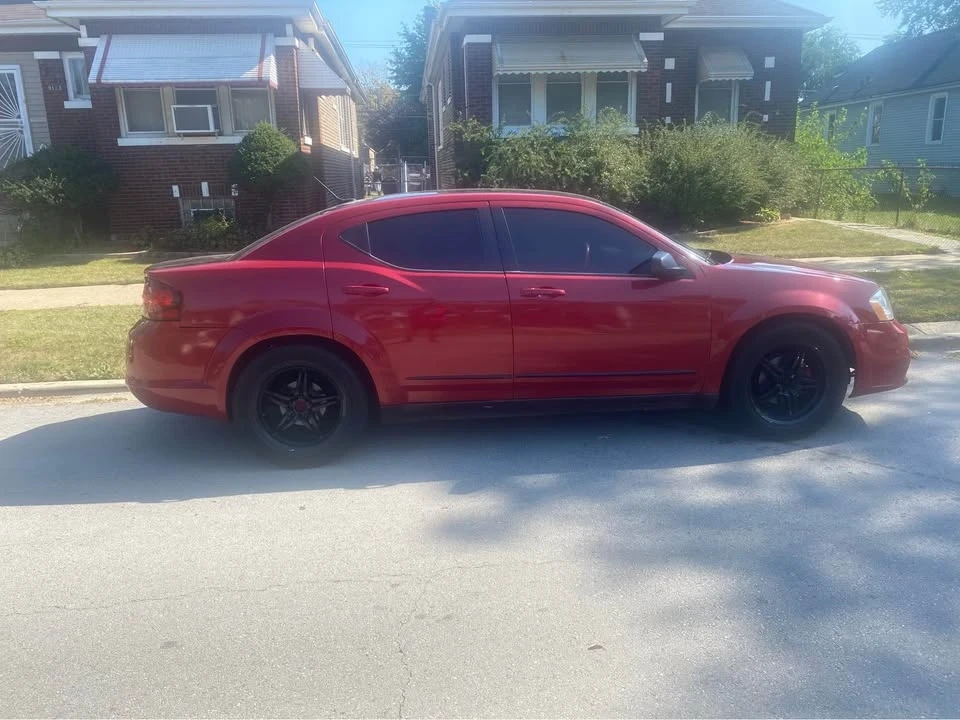 2011 Dodge Avenger Sedan - Image 2 of 8
