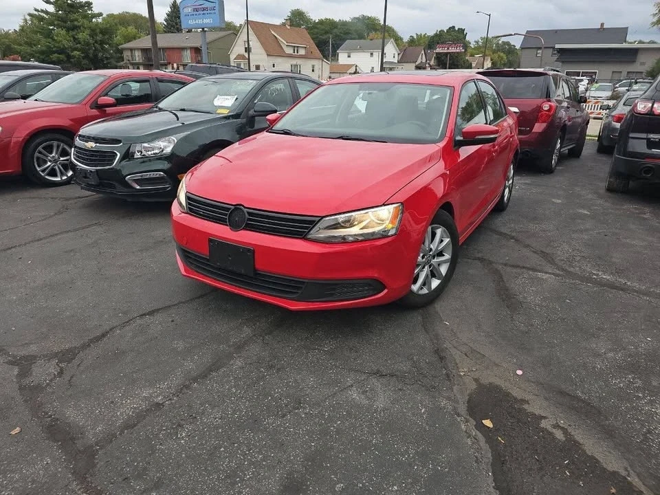 2011 Dodge Avenger Sedan - Image 10 of 10