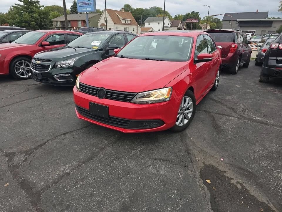 2011 Dodge Avenger Sedan - Image 10 of 10