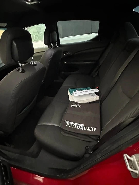 2011 Dodge Avenger Sedan - Image 7 of 7