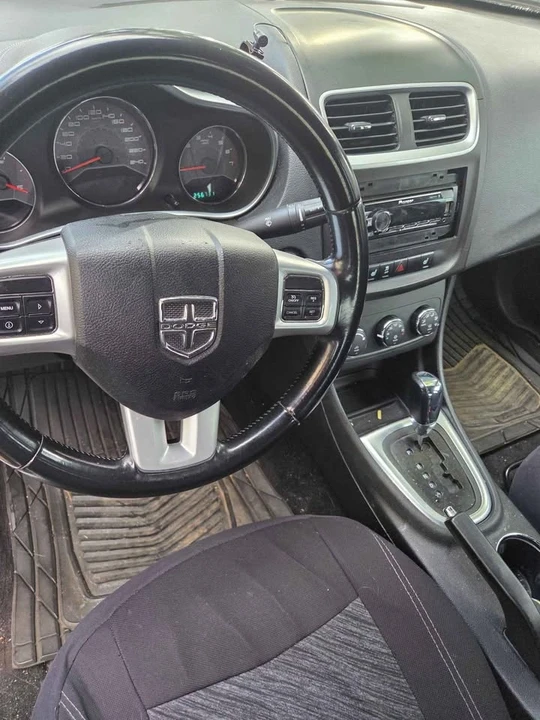 2011 Dodge Avenger Sedan - Image 5 of 5