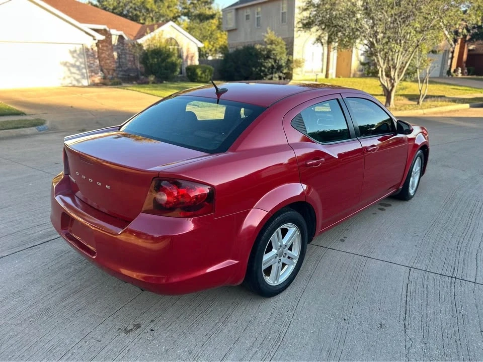 2011 Dodge Avenger Sedan - Image 3 of 7