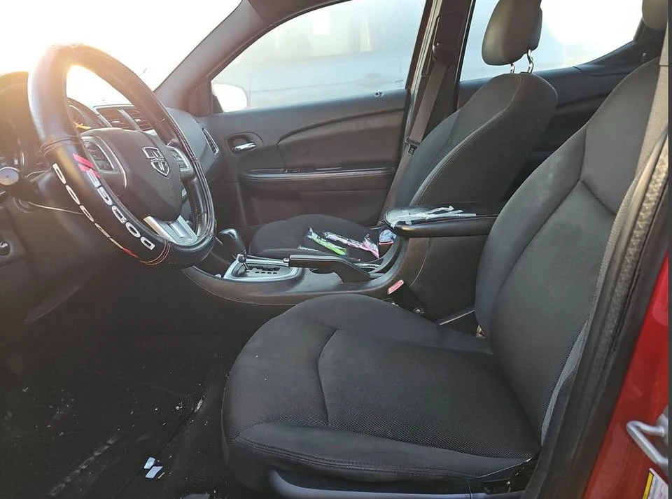 2011 Dodge Avenger Sedan - Image 4 of 5