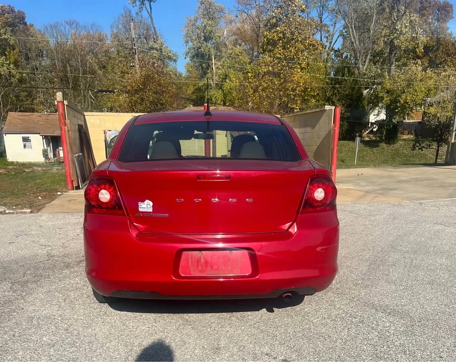 2011 Dodge Avenger Sedan - Image 3 of 5