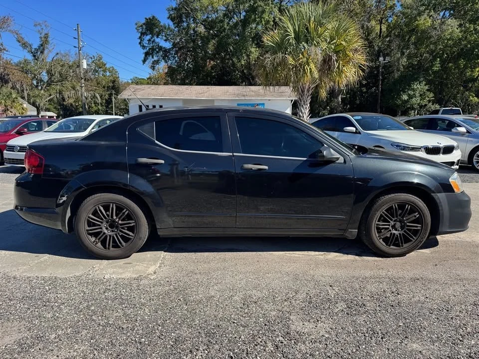 2011 Dodge Avenger Sedan - Image 3 of 10