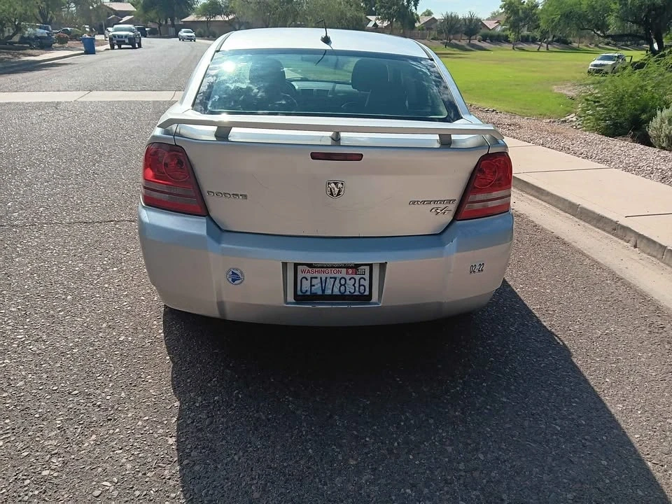 2011 Dodge Avenger Sedan - Image 3 of 9