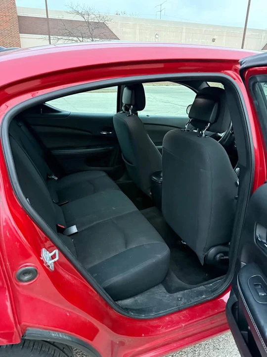 2011 Dodge Avenger Sedan - Image 11 of 11
