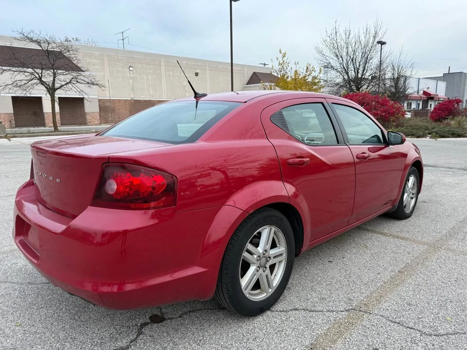 2011 Dodge Avenger Sedan - Image 7 of 13