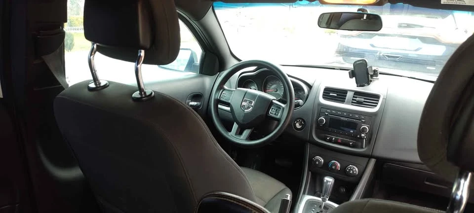 2011 Dodge Avenger Sedan - Image 4 of 5