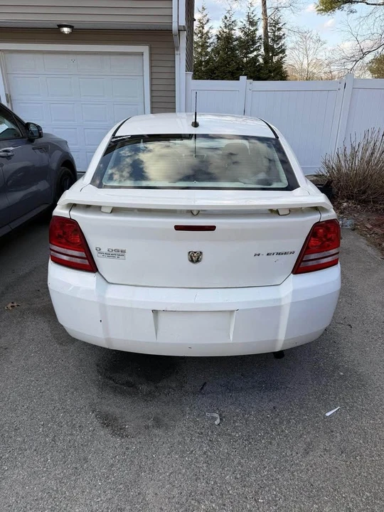 2011 Dodge Avenger Sedan - Image 6 of 6