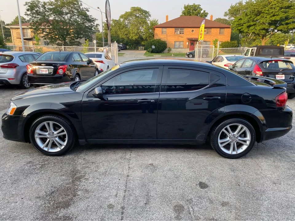 2011 Dodge Avenger Sedan - Image 8 of 14
