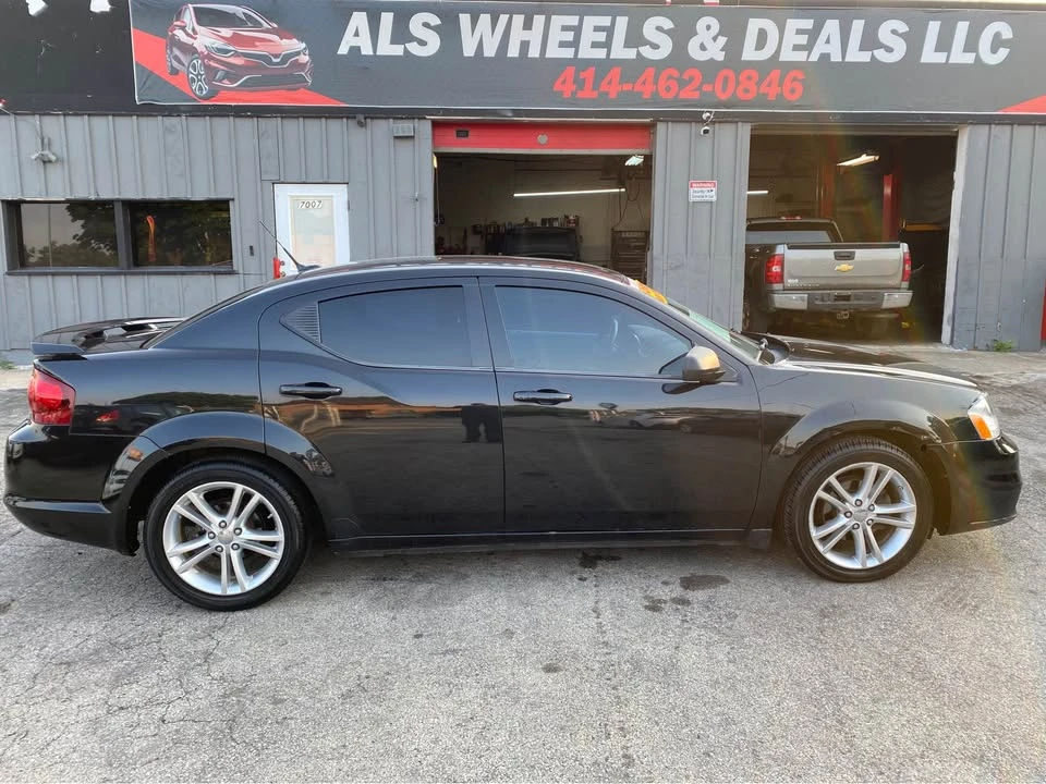 2011 Dodge Avenger Sedan - Image 7 of 14