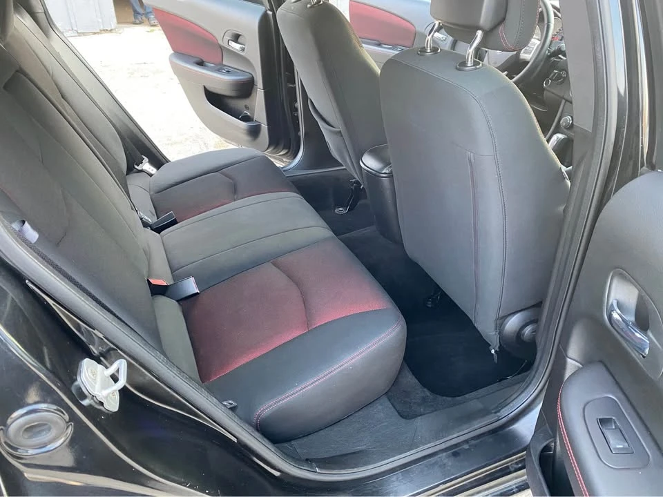 2011 Dodge Avenger Sedan - Image 12 of 14
