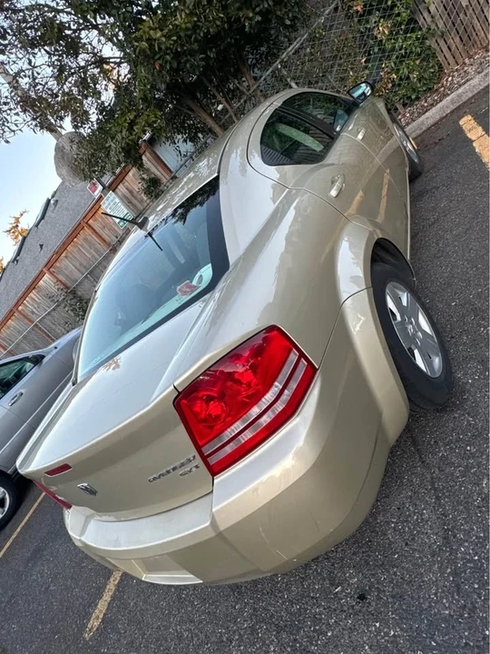 2011 Dodge Avenger Sedan - Image 3 of 14