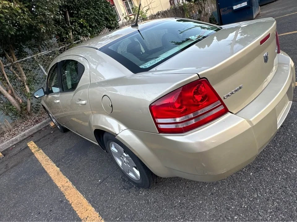 2011 Dodge Avenger Sedan - Image 4 of 14