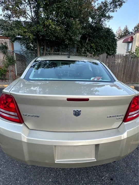 2011 Dodge Avenger Sedan - Image 5 of 14
