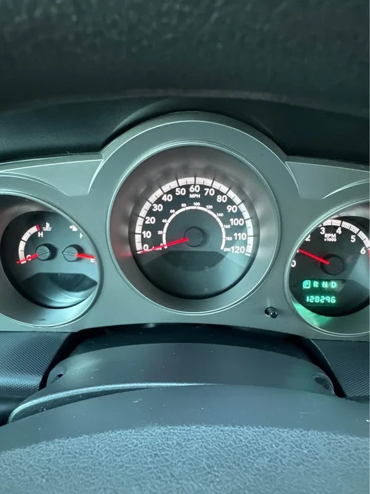 2011 Dodge Avenger Sedan - Image 14 of 14
