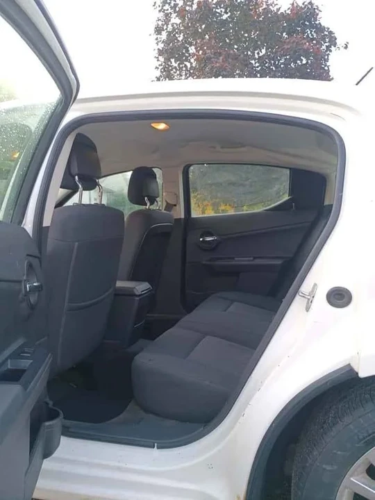 2011 Dodge Avenger Sedan - Image 12 of 16