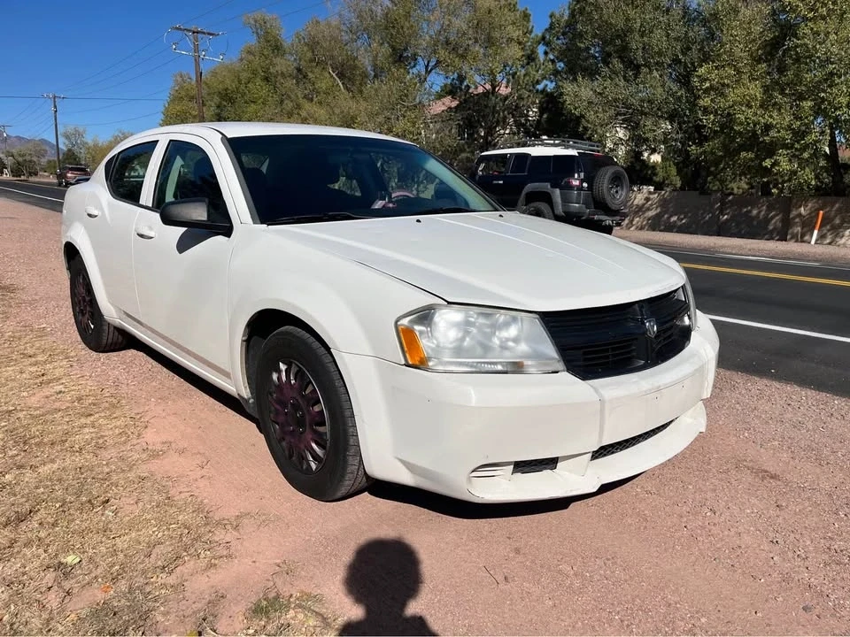 2011 Dodge Avenger Sedan - Image 6 of 11