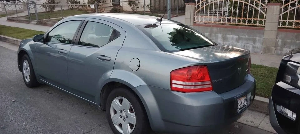 2011 Dodge Avenger Sedan - Image 5 of 9