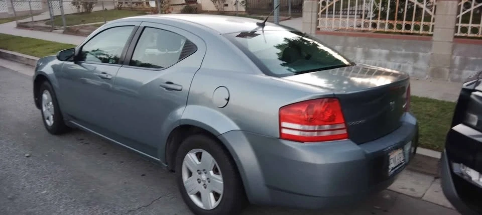 2011 Dodge Avenger Sedan - Image 7 of 12