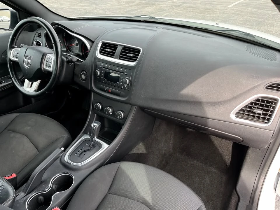 2011 Dodge Avenger Sedan - Image 10 of 12