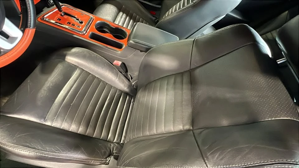 2011 Dodge Challenger 3rd Gen - Image 11 of 17