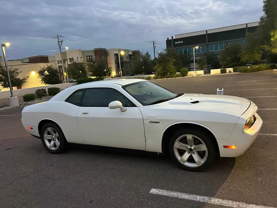 2011 Dodge Challenger 3rd Gen - Image 5 of 14