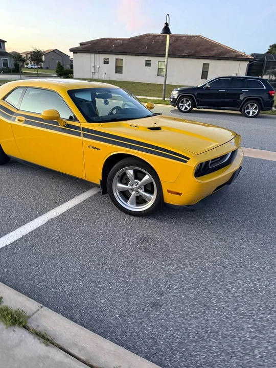 2011 Dodge Challenger 3rd Gen - Image 4 of 12