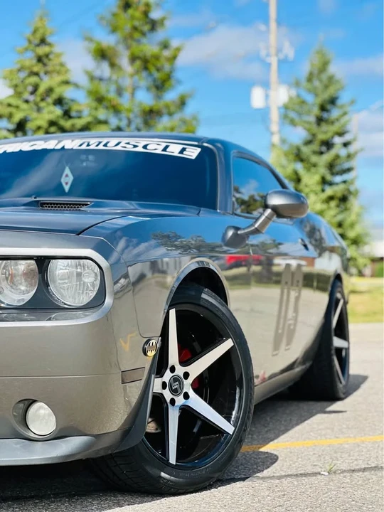 2011 Dodge Challenger 3rd Gen - Image 2 of 5