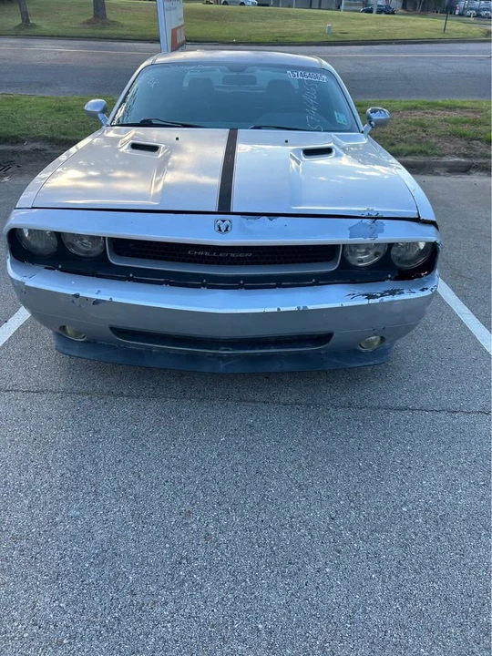 2011 Dodge Challenger 3rd Gen - Image 2 of 11